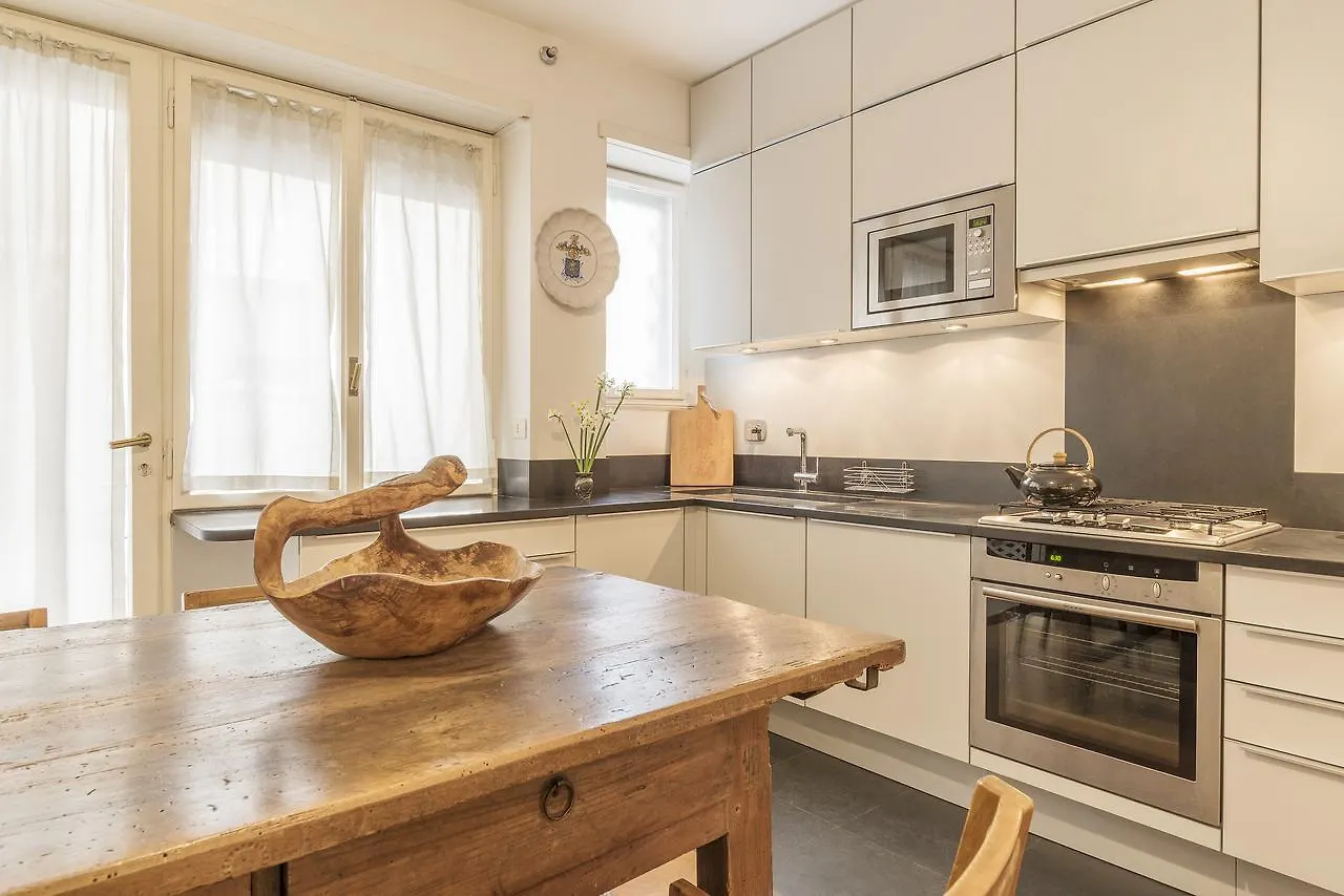 Micheli 4Pax Apartment With Terrace Rome