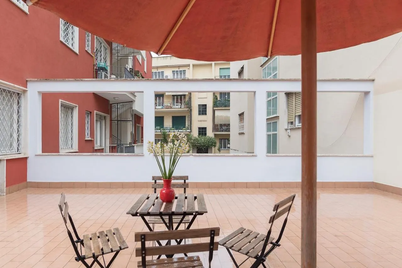 Micheli 4Pax Apartment With Terrace Rome Italy