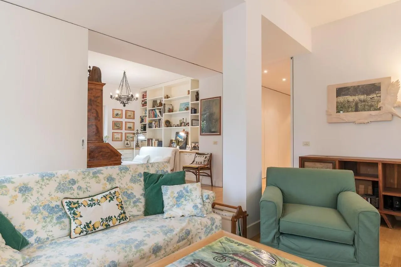Micheli 4Pax Apartment With Terrace Rome 0*,  Italy